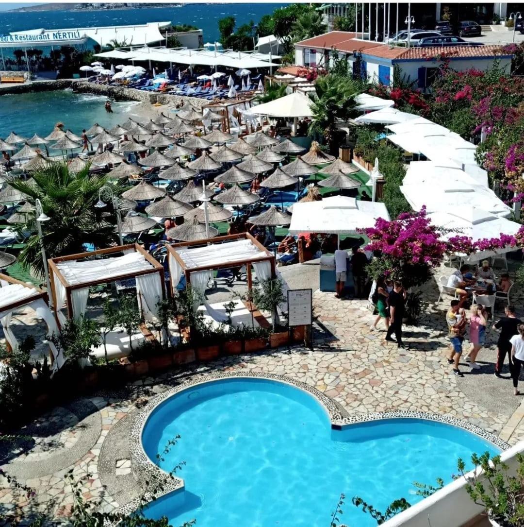 Bougainvill Sunset Villa Sarandë Esterno foto