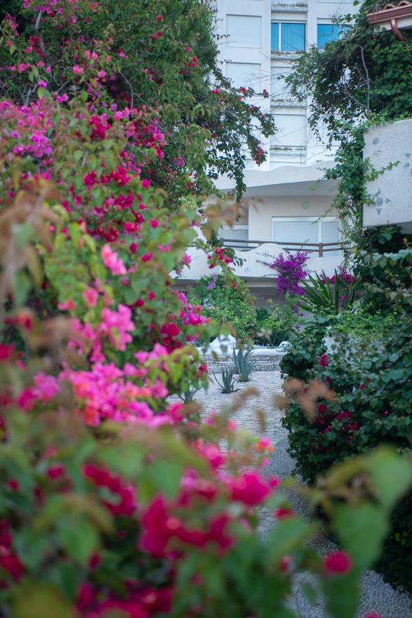Bougainvill Sunset Villa Sarandë Esterno foto